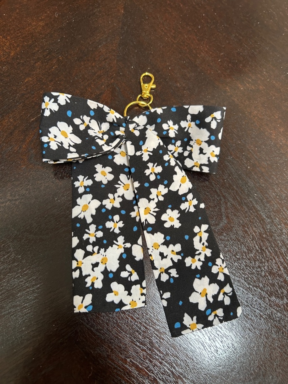 Handmade by my mom Floral Bow Keychain Charm - Black with White & Yellow Flowers